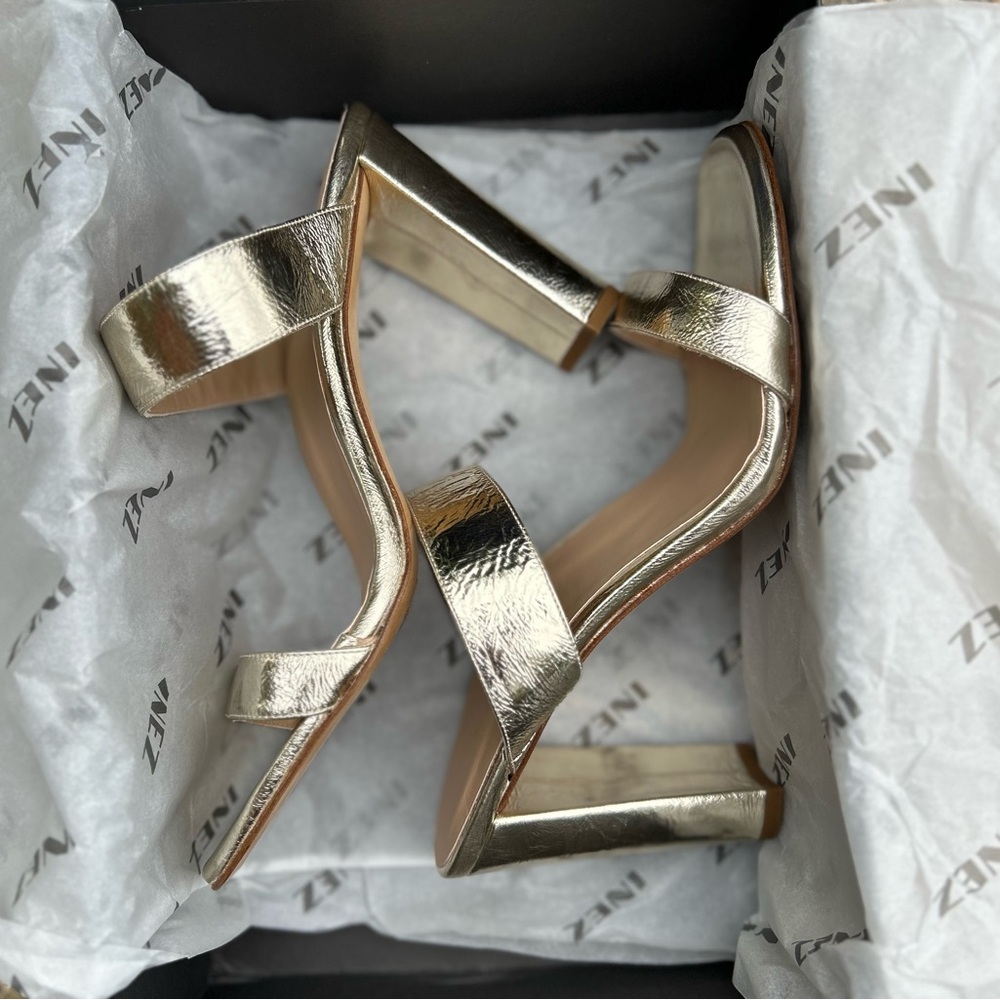 INEZ Lulu Gold Sandals, NWOT. Luxe Spanish Uppers, Kidskin Lining. 10M. NWOT.